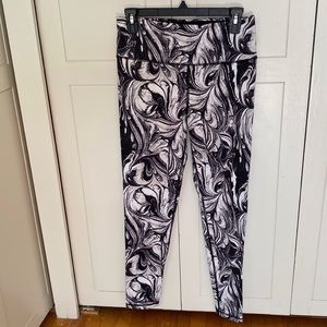 Victoria Sport Marble Pants